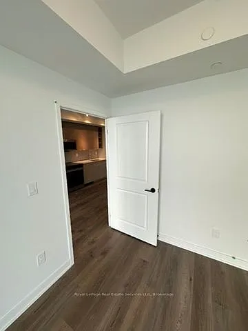2075 Lakeshore Rd #2105 — Photo 21