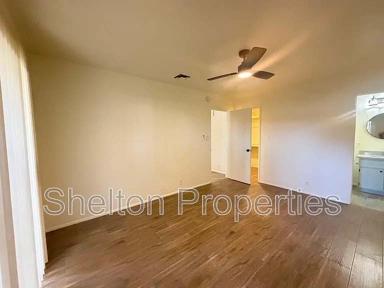 8131 N 107th Ave #82 — Photo 7