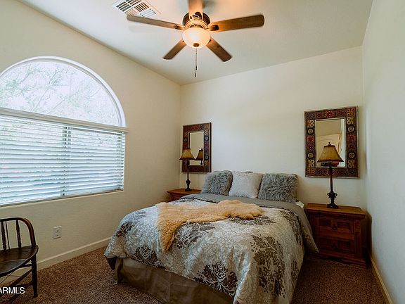 3rd image of 760 W Silver Reef Dr