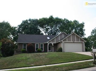 6900 Caenen Ave, Shawnee, KS 66216