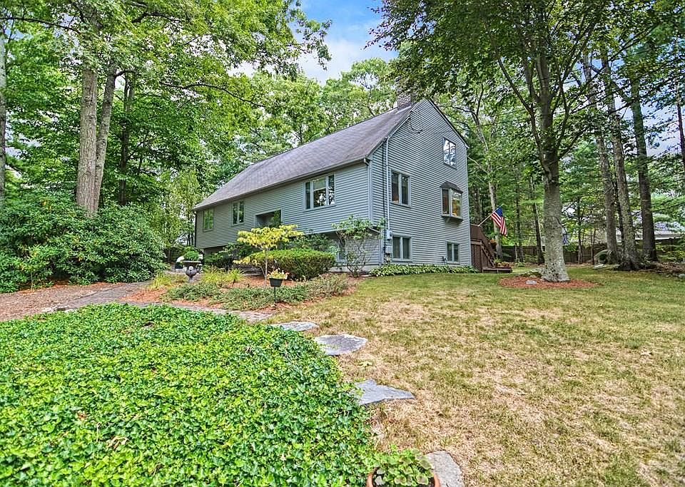 470 Elm St E, Raynham, MA 02767 Zillow