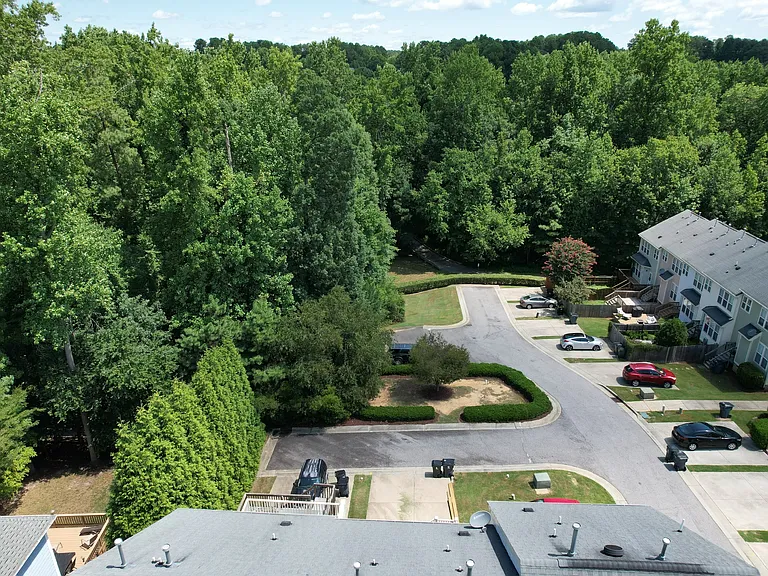 503 Village Loop Dr — Photo 33