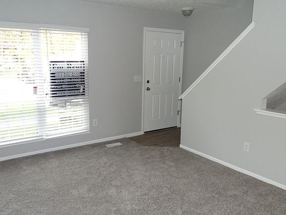5th image of 5112 Dalmeny Ct