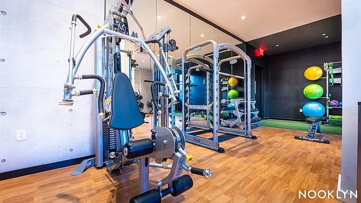 Rented by Nooklyn NYC LLC | media 28