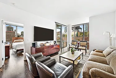 Rented by (Legacy) Elegran