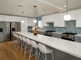 3045 West Blvd, Los Angeles, CA 90016