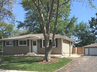 110 Bush Dr, Elwood, IL 60421