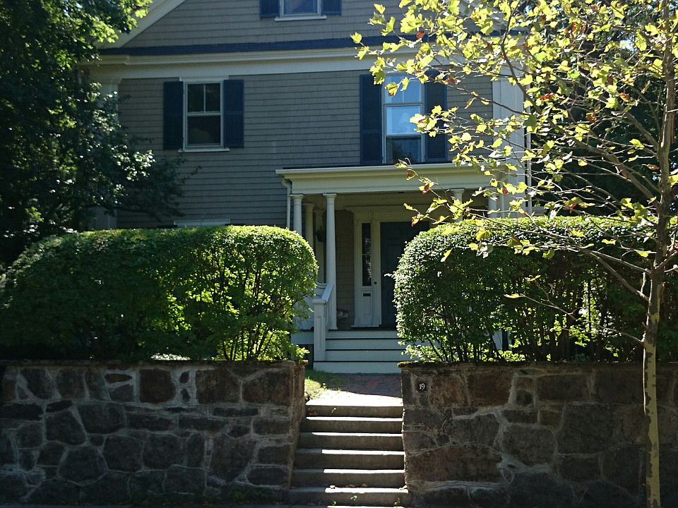 2nd image of 19 Oakland Rd