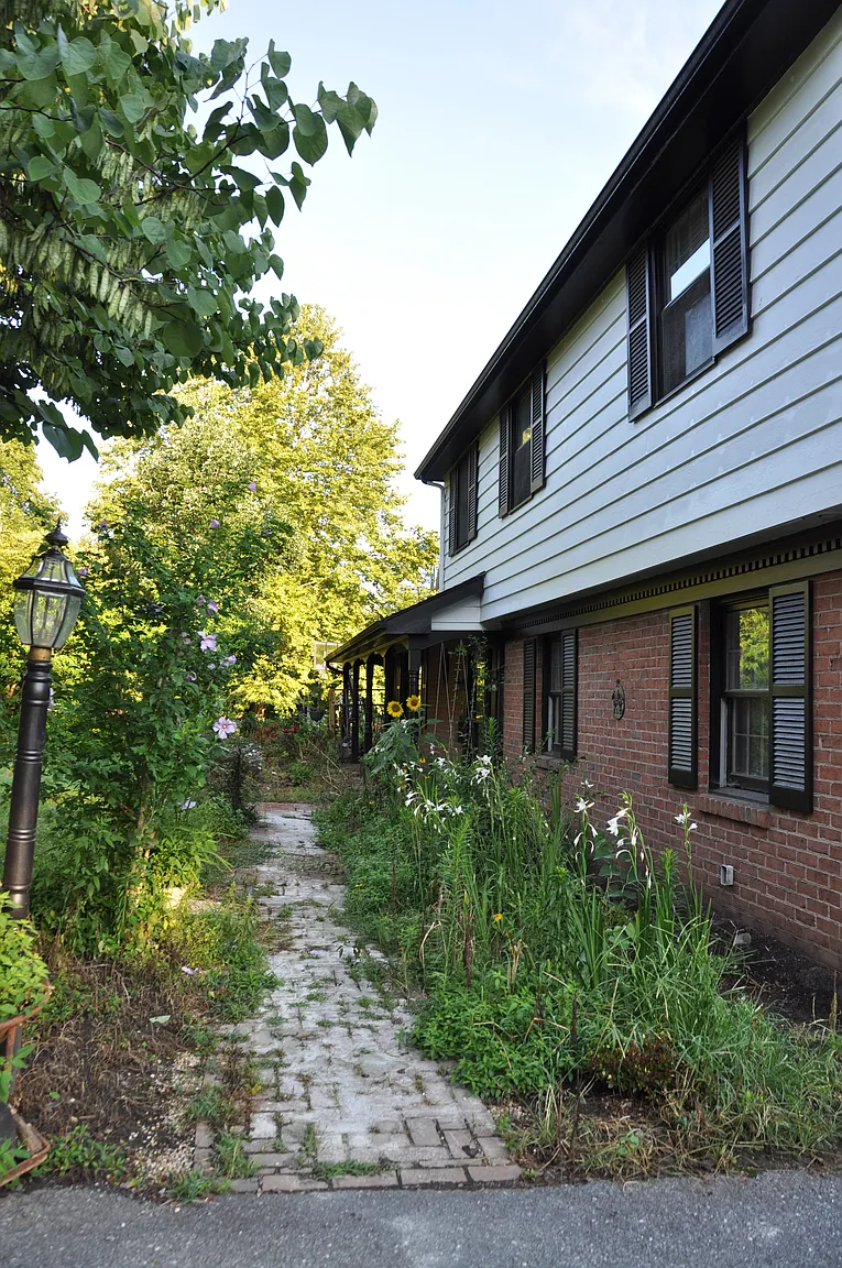 1409 Marietta Ave photo 1