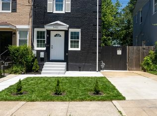 5420 B St SE, Washington, DC 20019