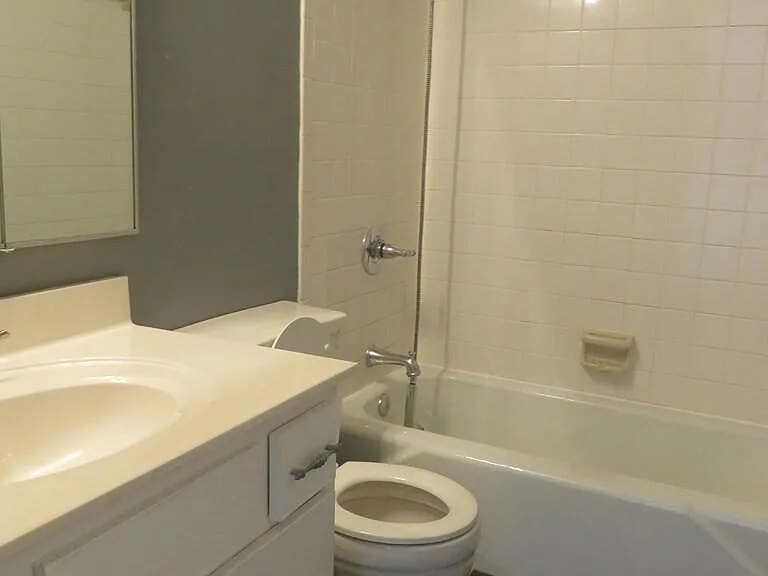 3508 Prestwick Dr — Photo 10