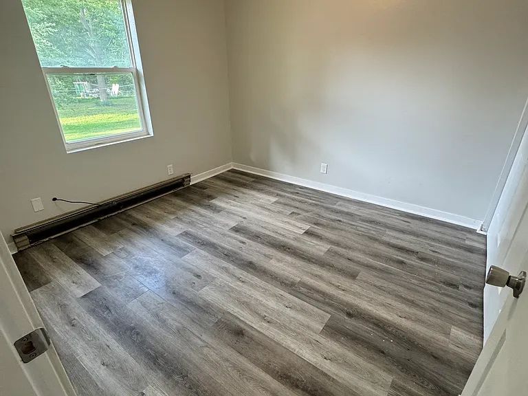 508 E Provost St #4 — Photo 9