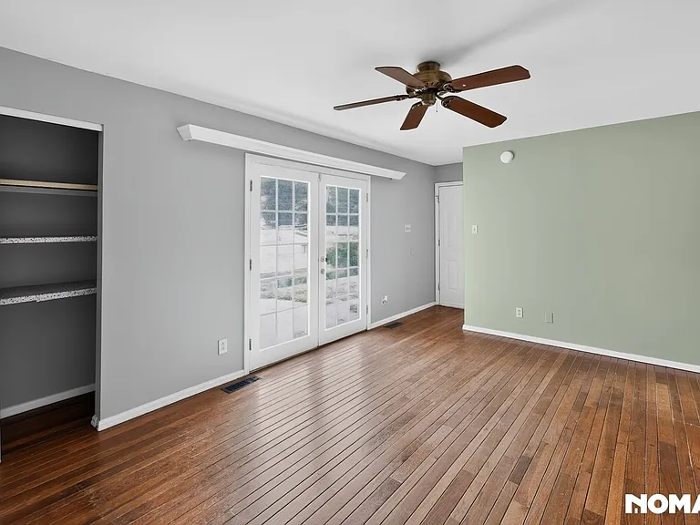 1835 Ardmore Dr — Photo 5