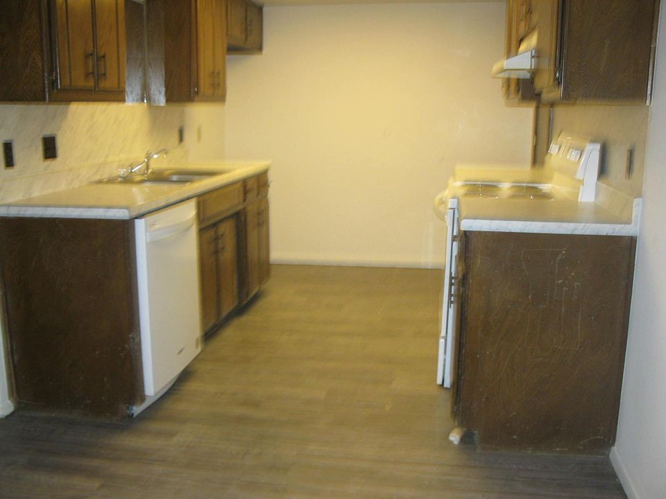 1st image of 9800 Teka Cir