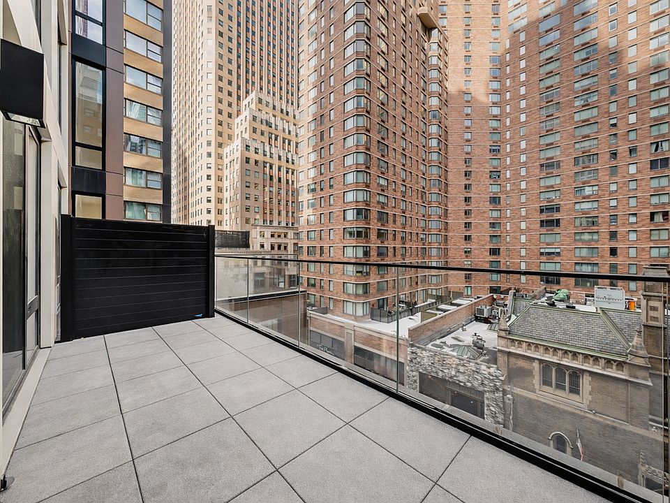 1st image of 250 W 49th St #3602