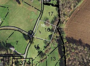 16 Overlook Dr, Oakland, MD 21550