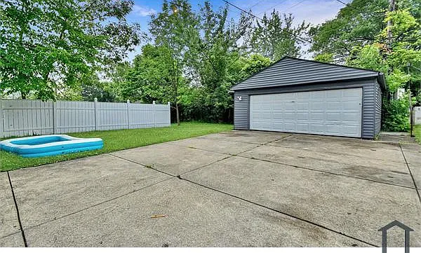 5559 Clement Ave — Photo 17