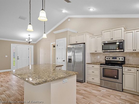 4th image of 311 Dozier Ave