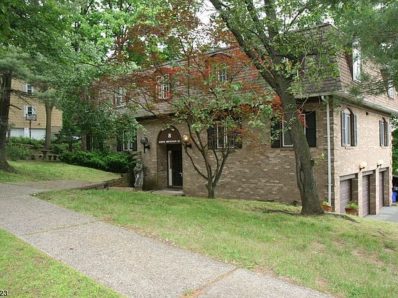 2nd image of 8 N Mountain Ave APT C