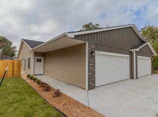 1006 W 55th St S, Wichita, KS 67217