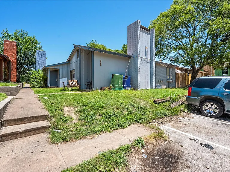 1111 W Rundberg Ln — Photo 16