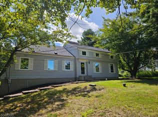 127 Rounseville Rd, Hampton, NJ 08827