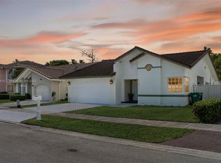 6348 SW 151st Pl, Miami, FL 33193