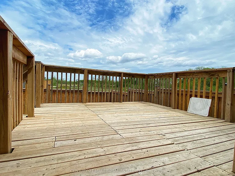 67 Summerberry Way — Photo 26