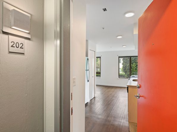 1100 S Massachusetts St APT 202