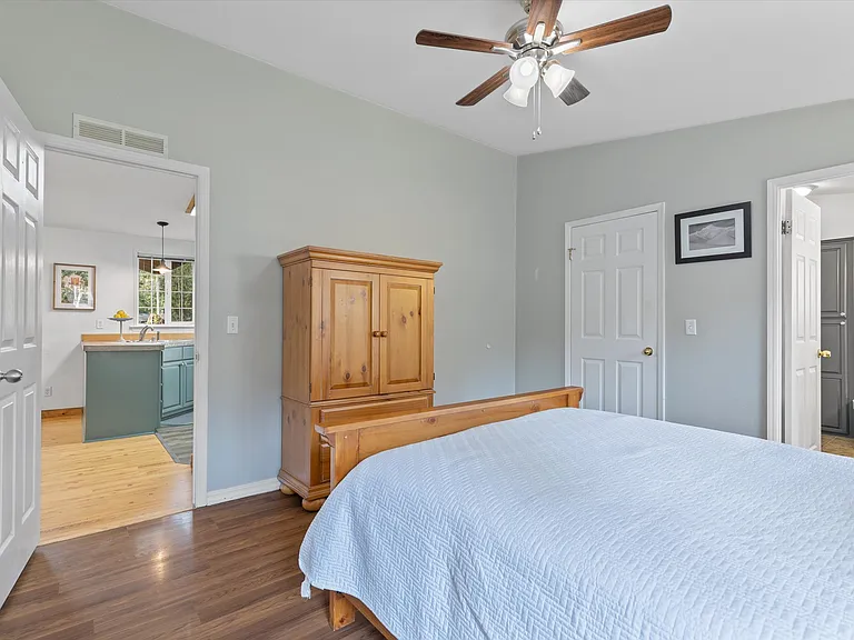 2347 N Chinook Ln — Photo 13