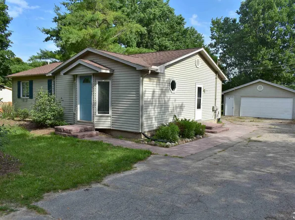 11365 Horton Rd, Goodrich, MI 48438