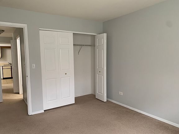 4th image of 33561 N Royal Oak Ln APT 106