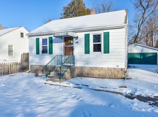 113 Baldwin Ave, Waukegan, IL 60085