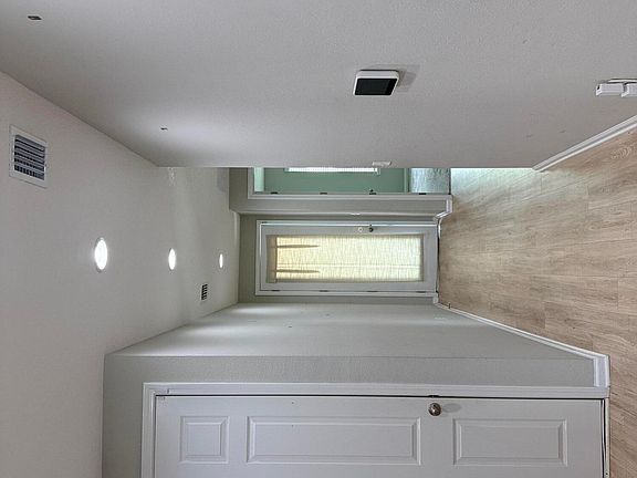 4th image of 257 PEPPERPIKE Way