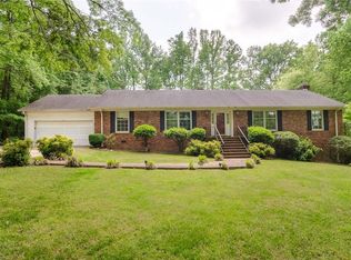 4504 Doncaster Dr, Greensboro, NC 27406