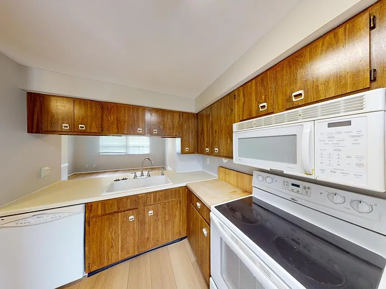 7344 Pebblestone Dr #C — Photo 5