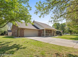 2246 Portland Dr, Maryville, TN 37803