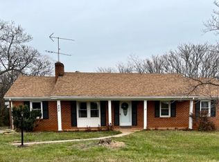 882 Red House Rd, Rustburg, VA 24588