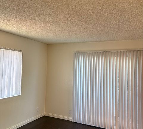 5th image of 9129 Tobias Ave APT 212