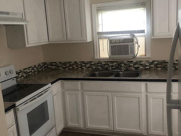 2nd image of 106 Mumford Dr
