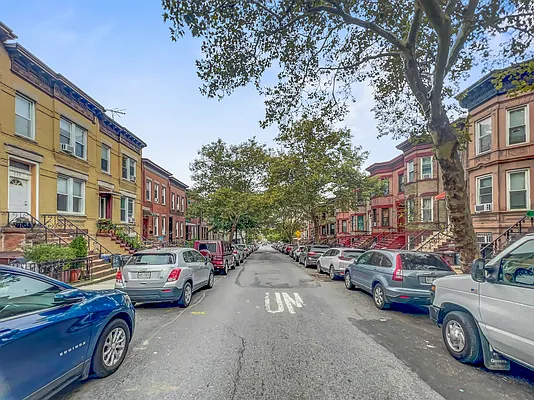 Rented by Compass | media 7