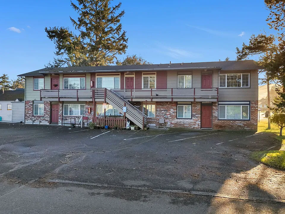 2125 S Edgewood St, Seaside, OR 97138