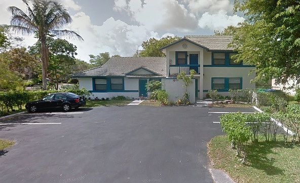 1st image of 11520 NW 45th St