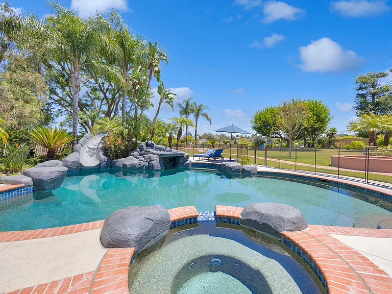 24961 Sandridge Cir — Photo 49