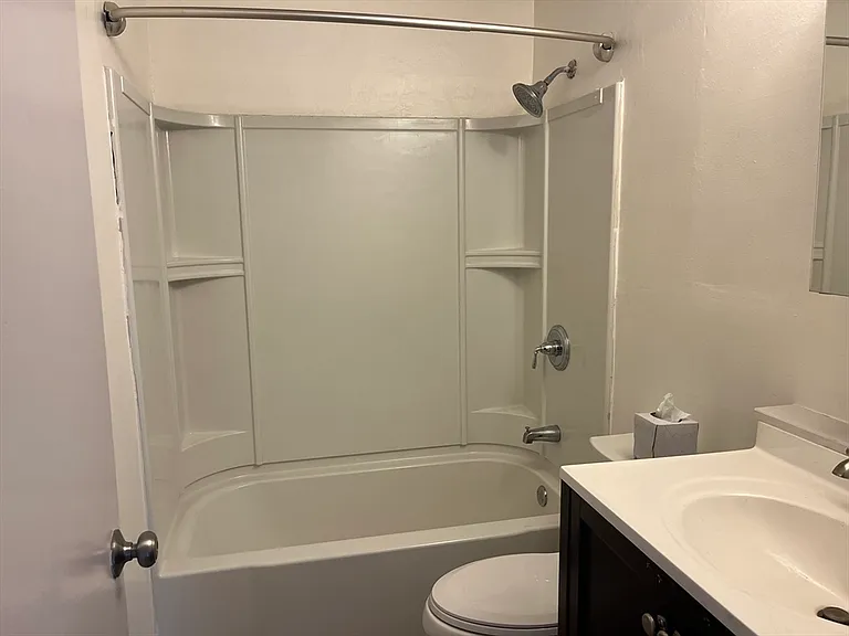 176 Maple Ave #1 — Photo 7