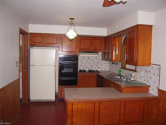 3rd image of 4298 Patricia Ave