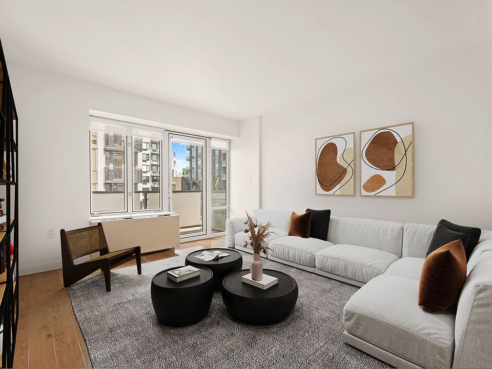 1st image of 4118 Crescent St APT 10E