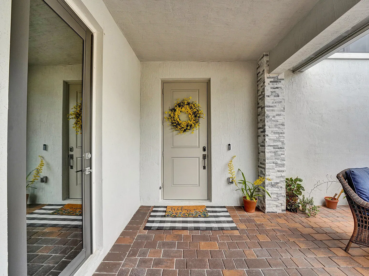 6 bed, 5.0 bath, 3908 sqft, $10,000 — Photo 4