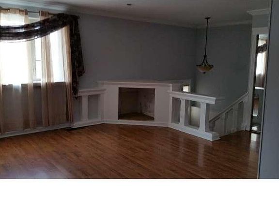 3rd image of 15155 Kallaste Dr