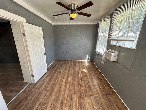 3rd image of 311 Bristol Ave #307B